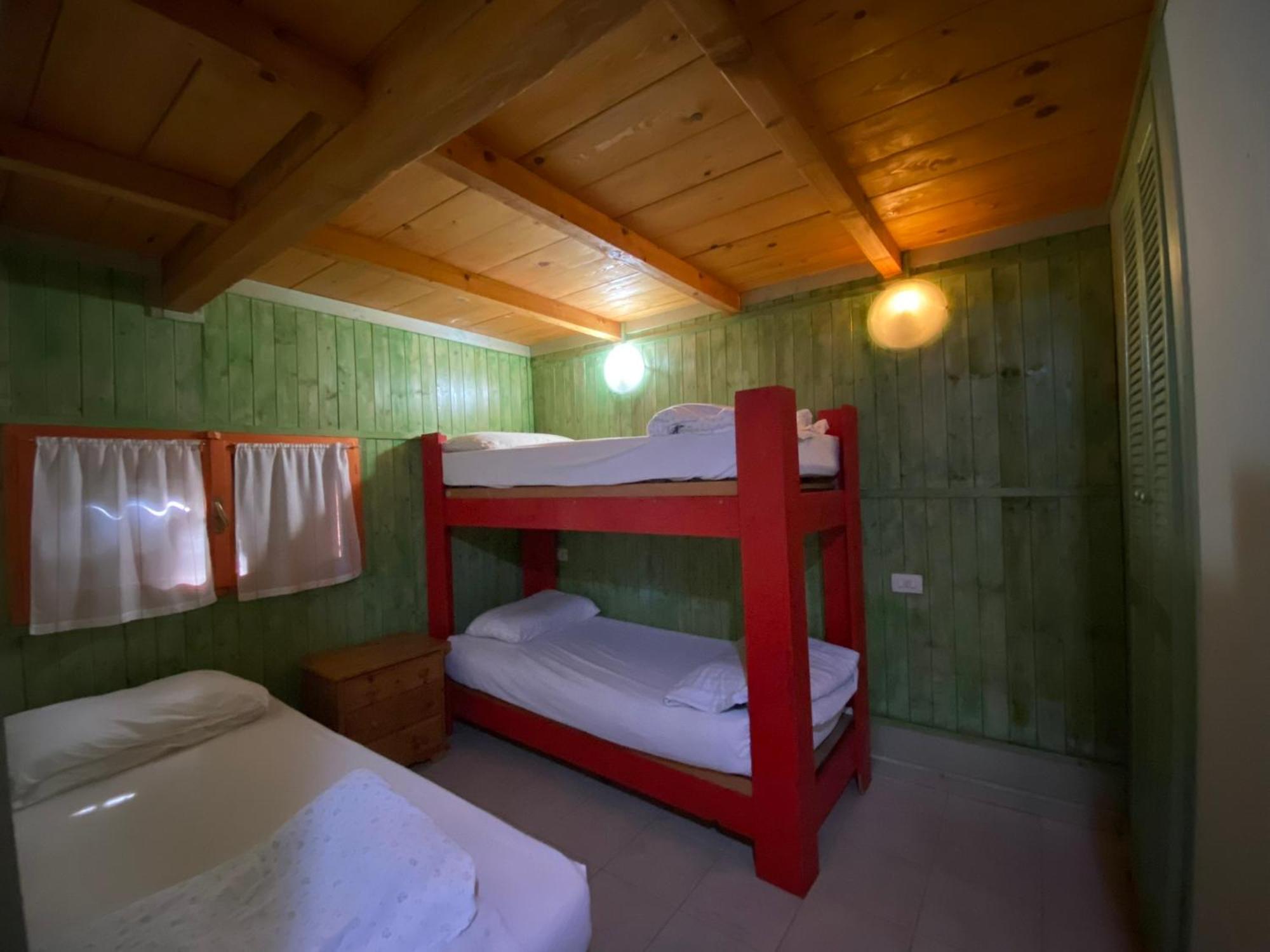 Camping Montorfano Ngoại thất bức ảnh