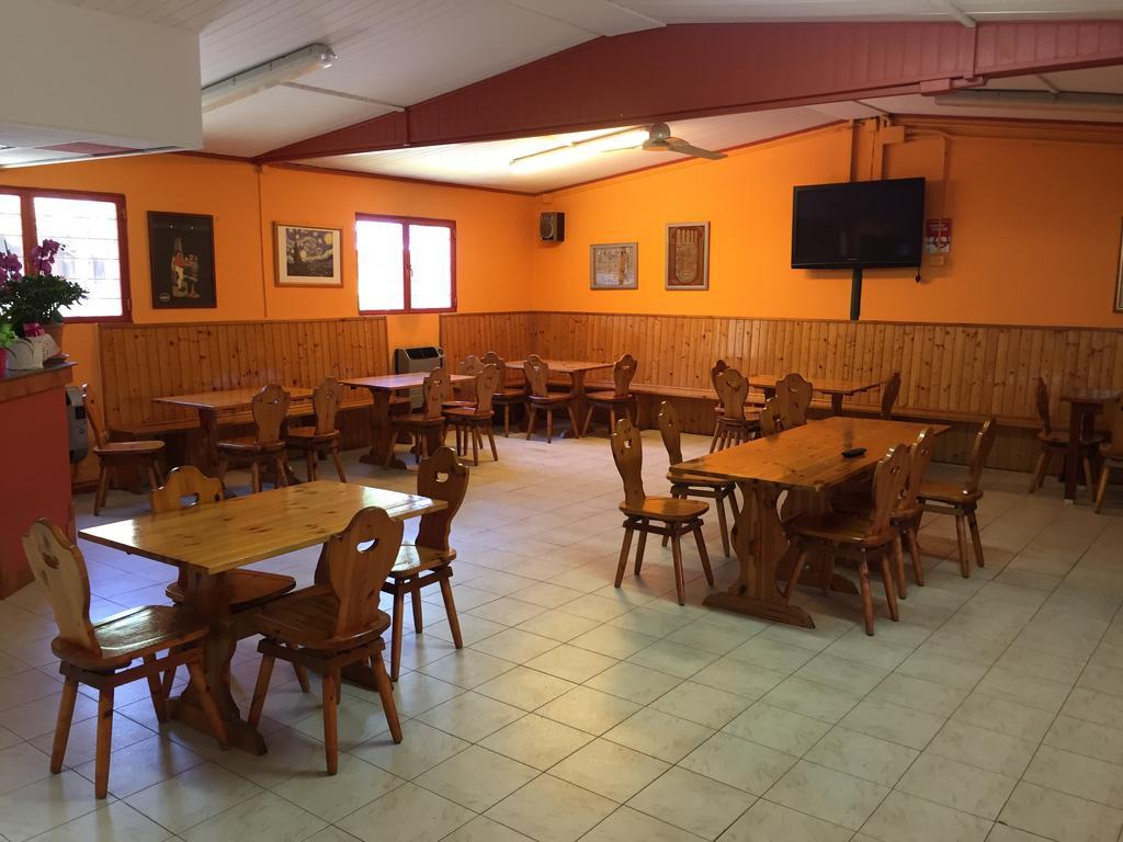 Camping Montorfano Ngoại thất bức ảnh
