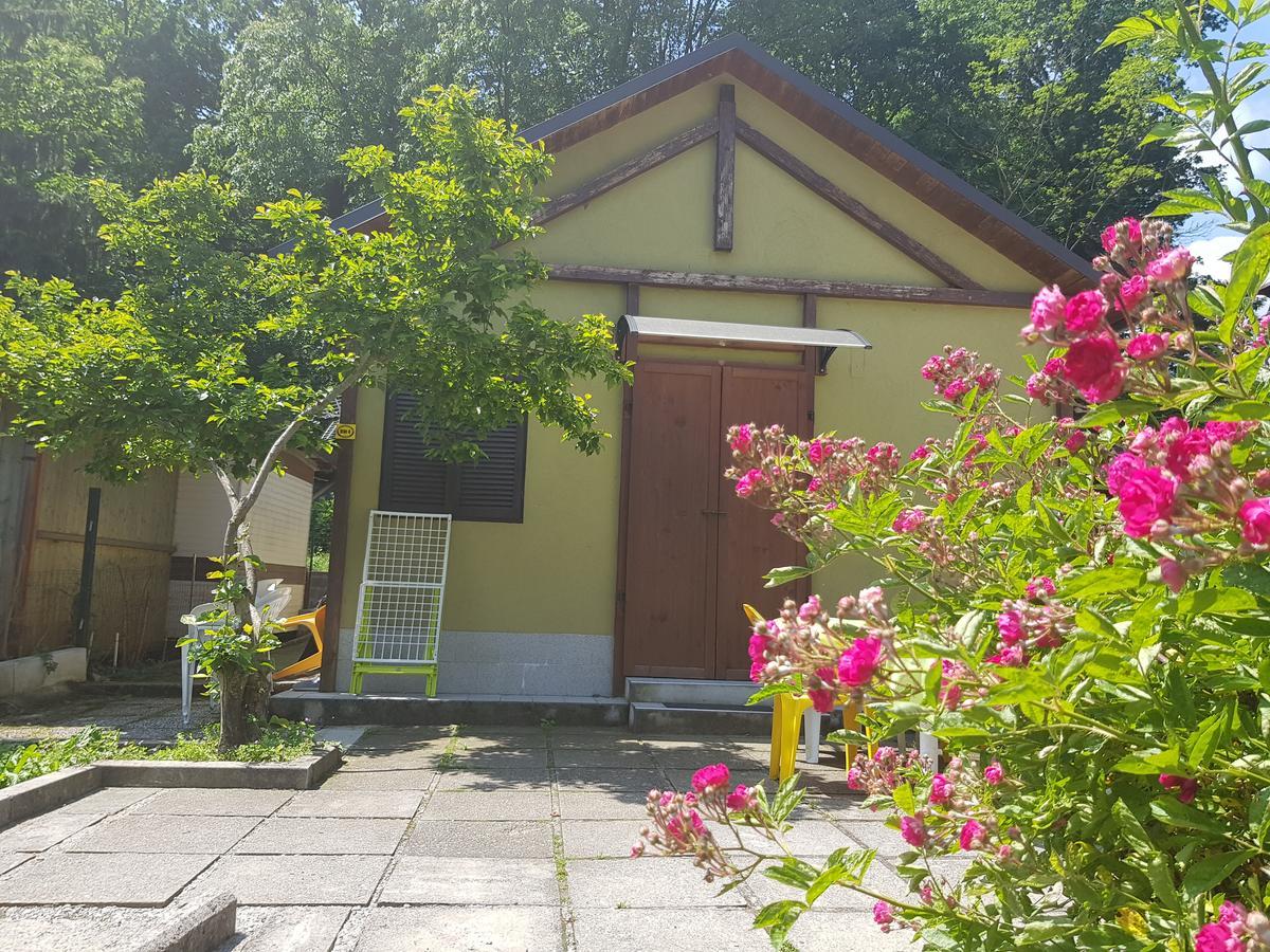 Camping Montorfano Ngoại thất bức ảnh
