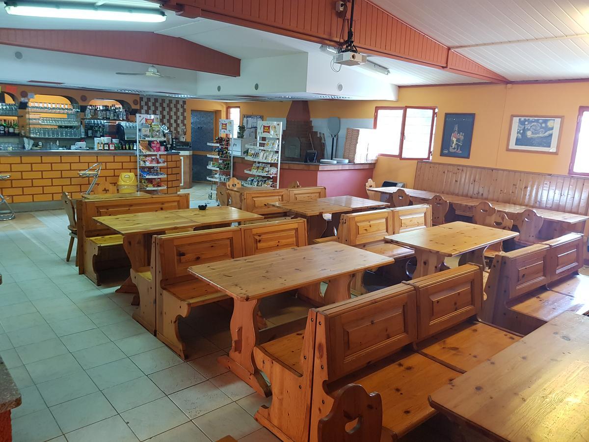 Camping Montorfano Ngoại thất bức ảnh