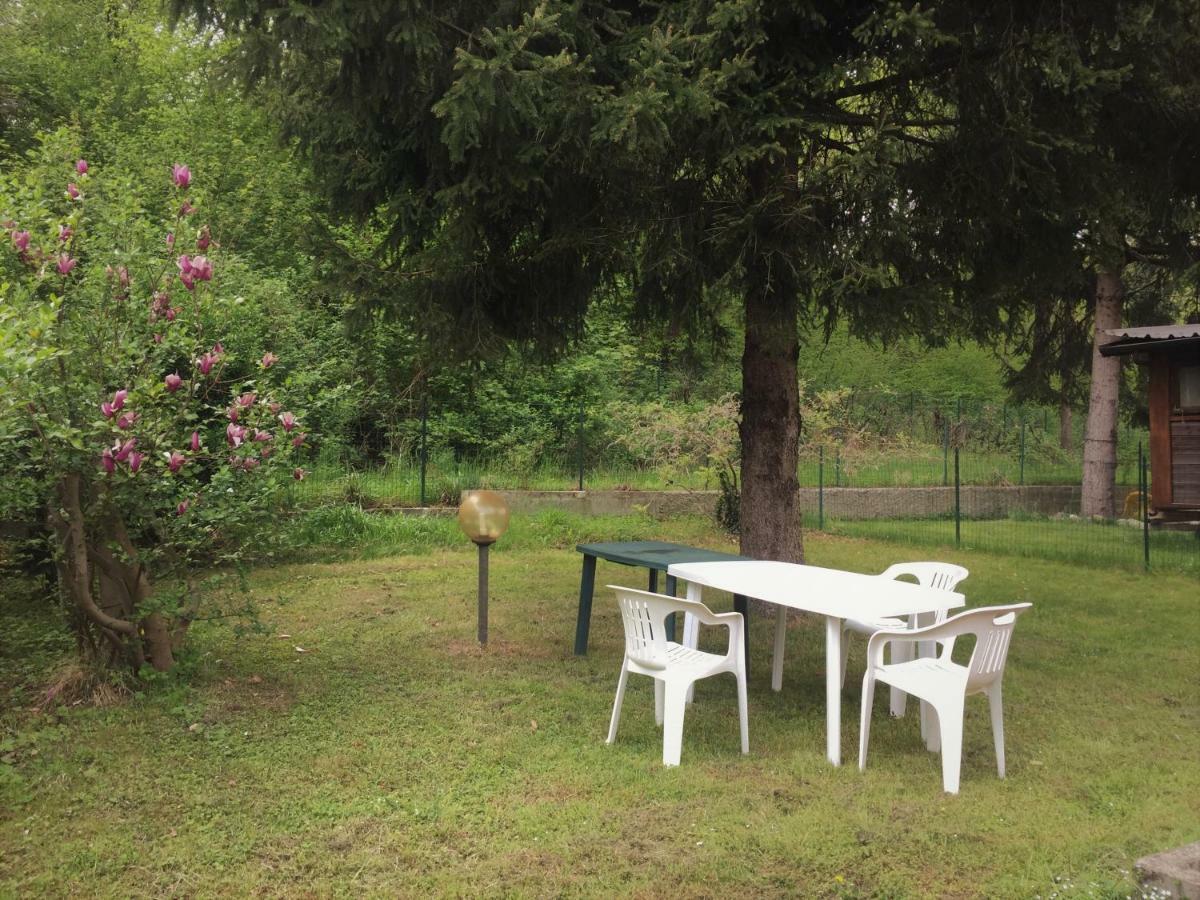 Camping Montorfano Ngoại thất bức ảnh